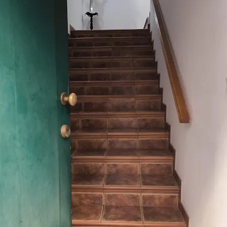 Casa Da Praca * טורה דה מונקורבו